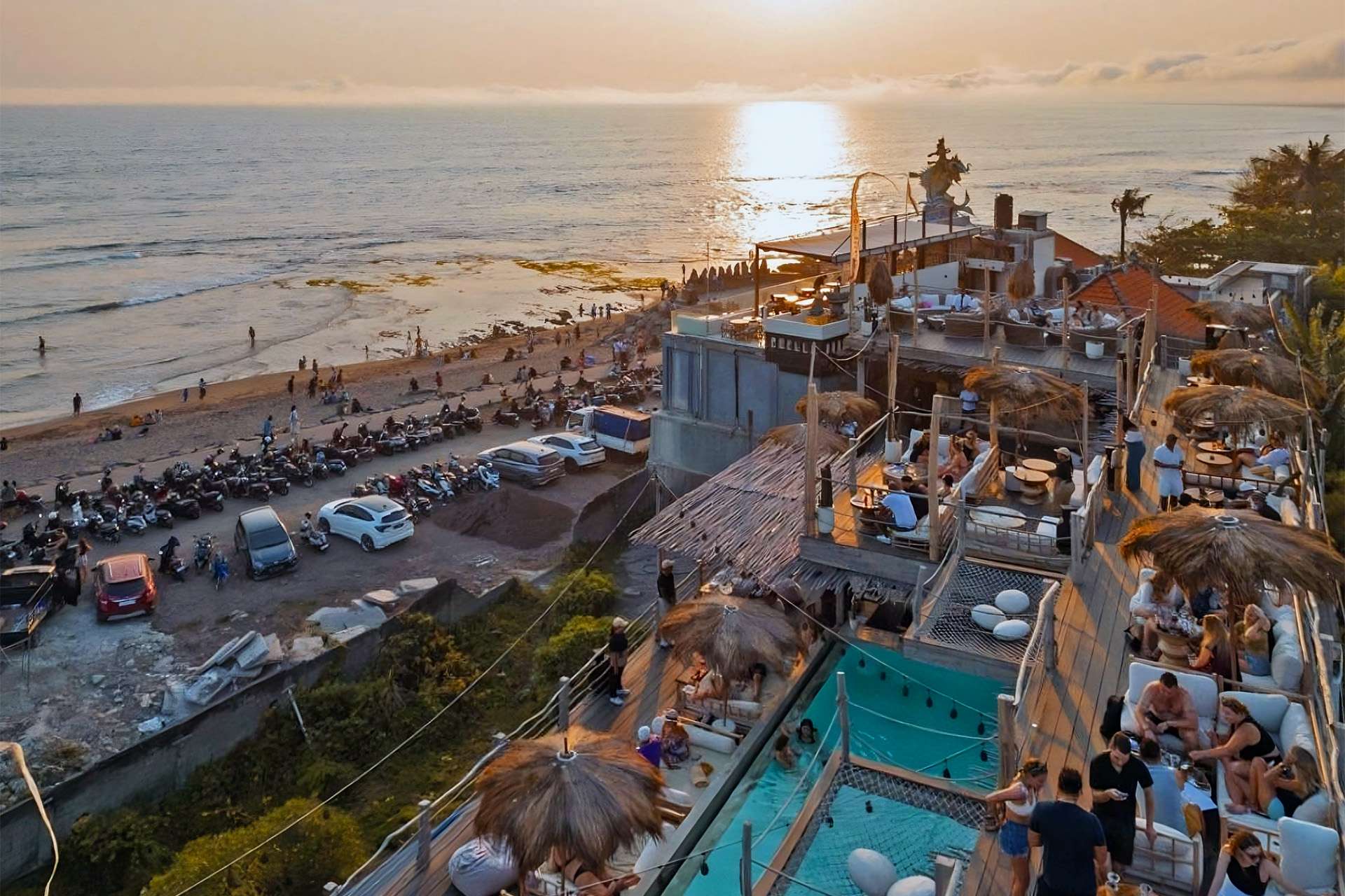Sol Rooftop Beach Club Canggu: The Ultimate Experience at the Top Beach Club in Canggu