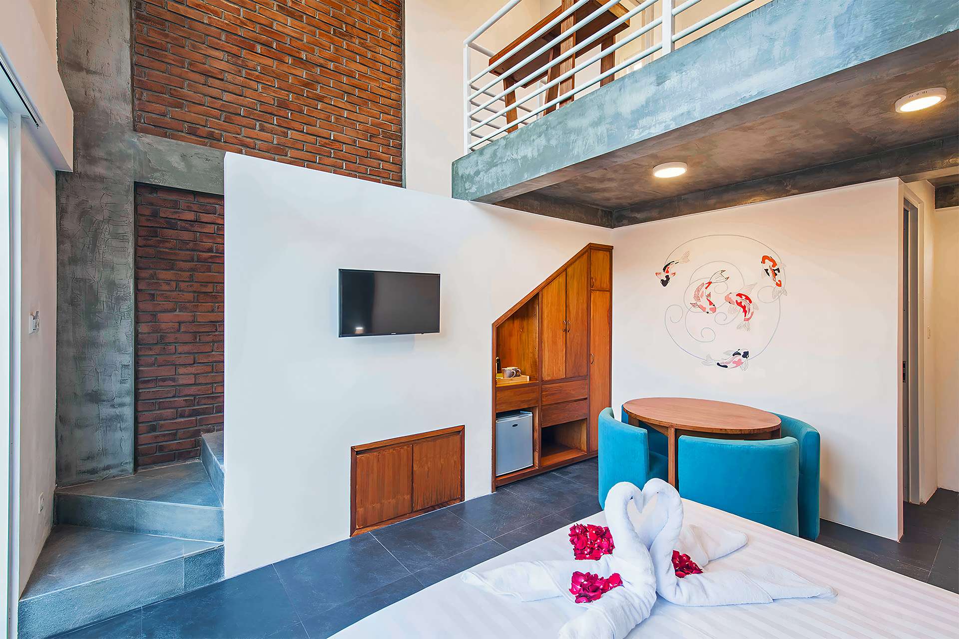 Family Surf Hotels in Canggu: Fun-Filled Stays at Ohana Retreat Bali